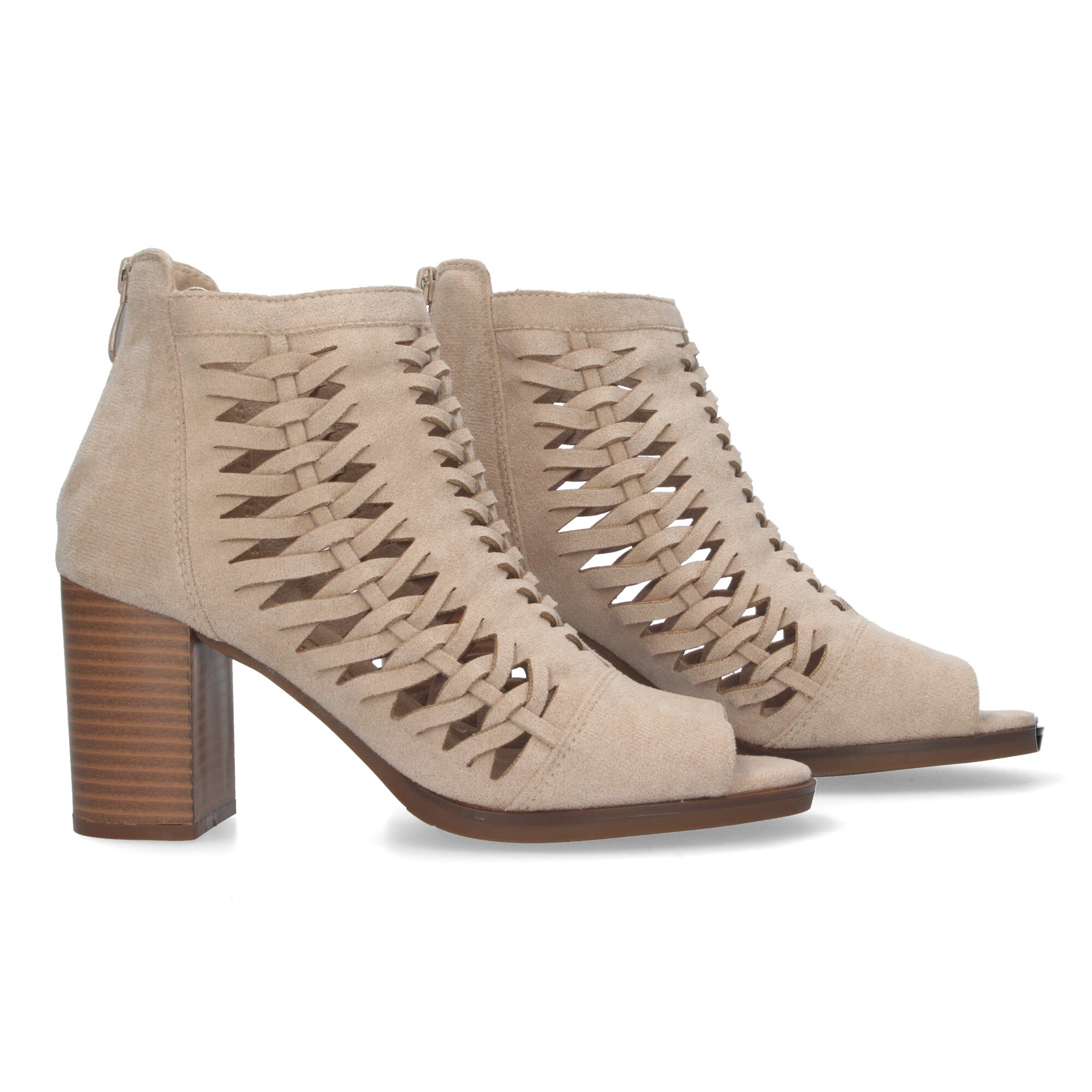 Botin de tacón beige con tiras trenzadas