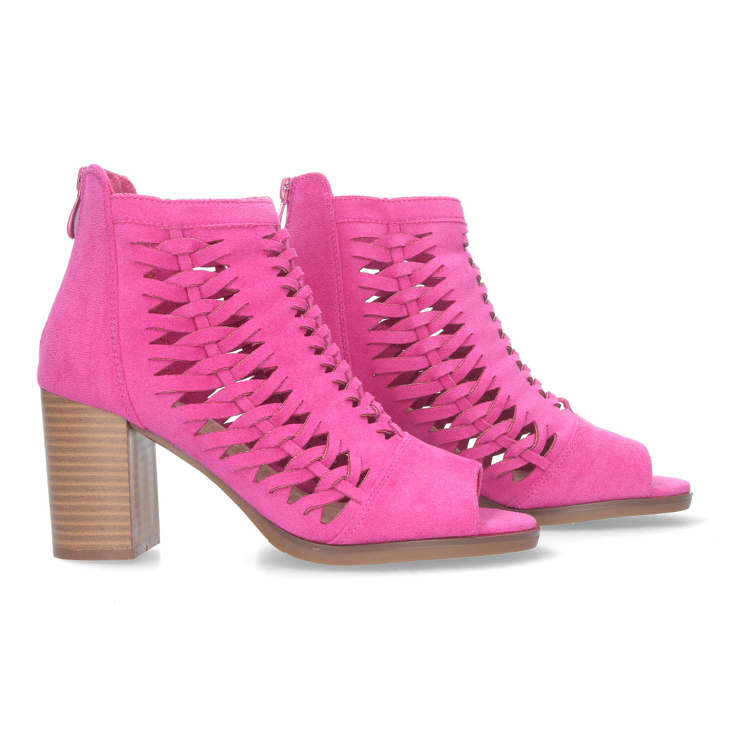 Botin tacón fucsia con tiras trenzadas