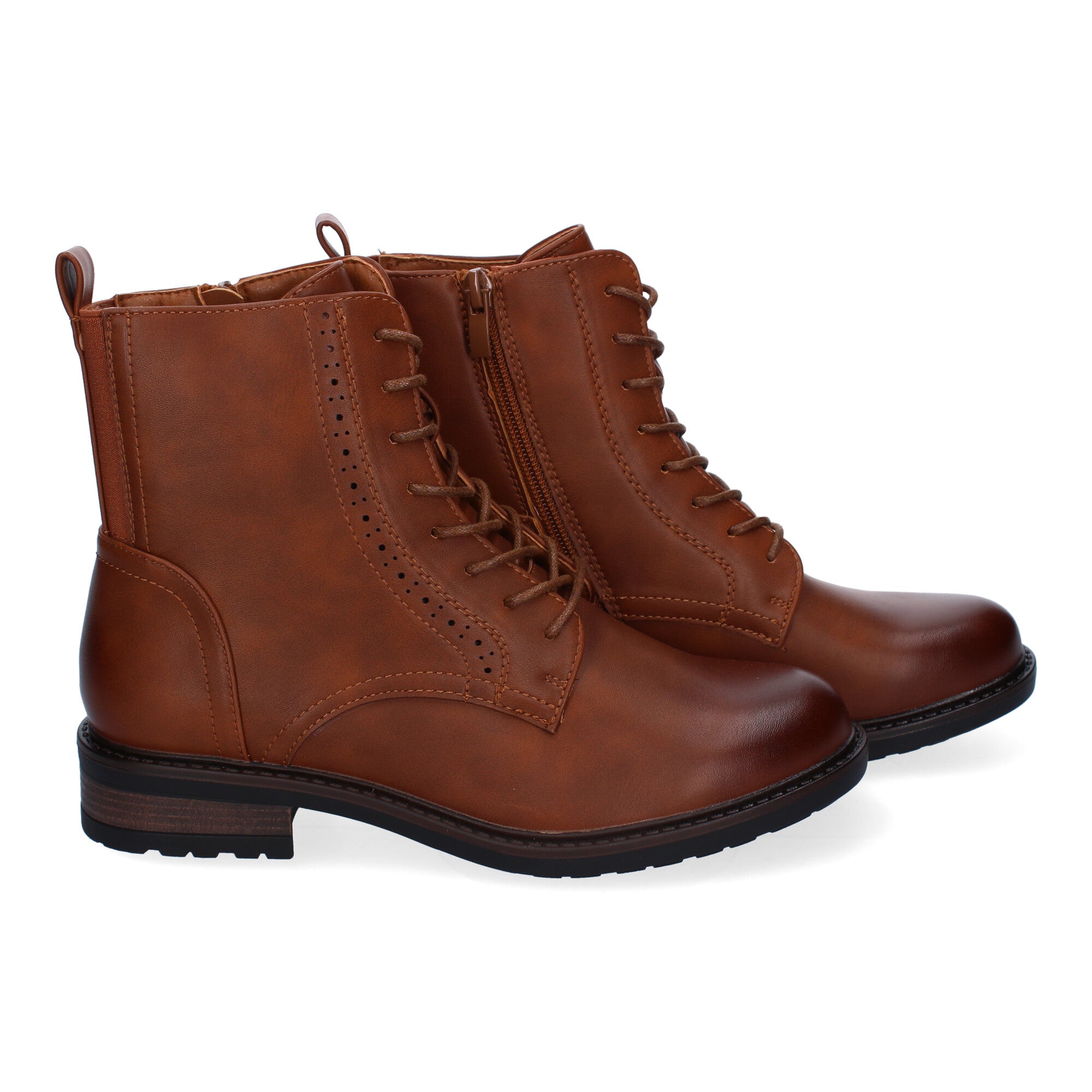 Botines camel con cierre cordones