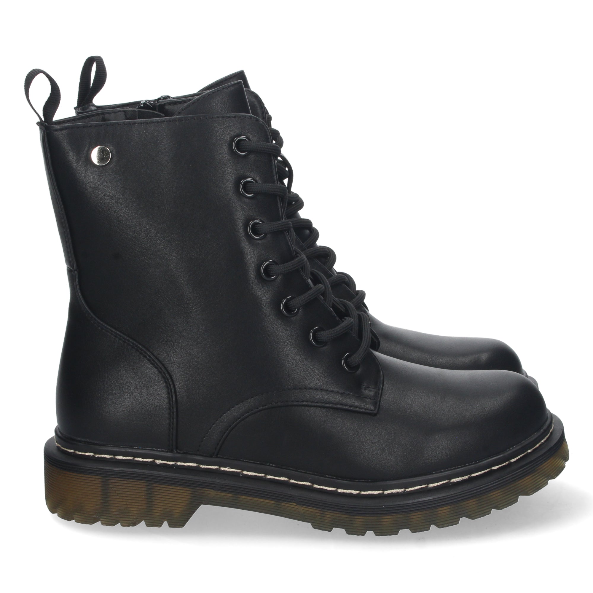 Botin negro acordonado