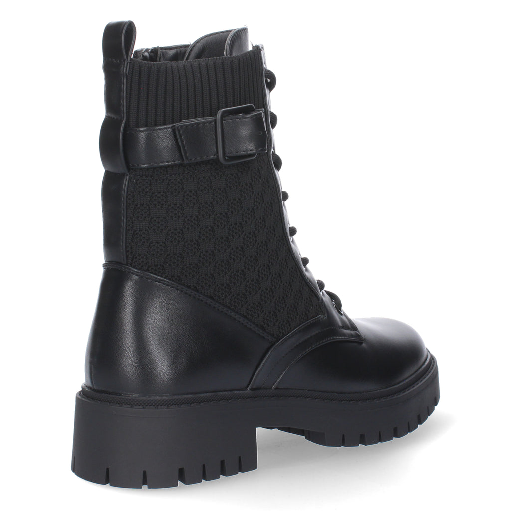 Botines tacón con detalle hebilla