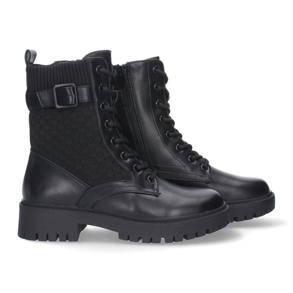Botines tacón con detalle hebilla