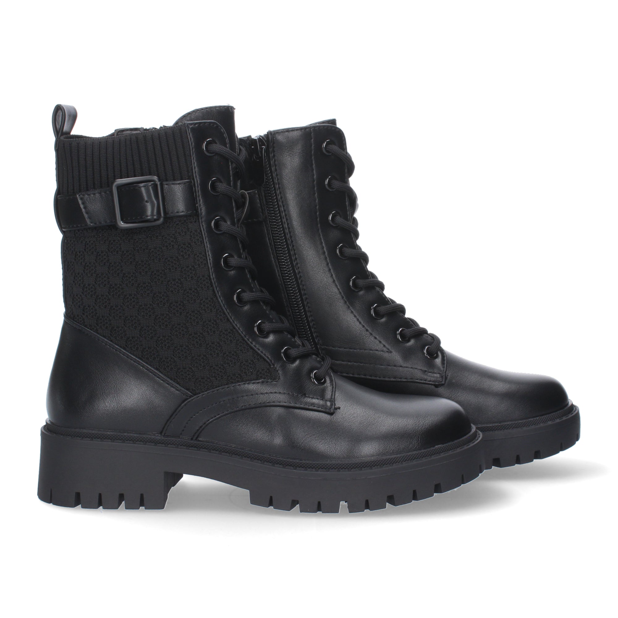 Botines tacón con detalle hebilla