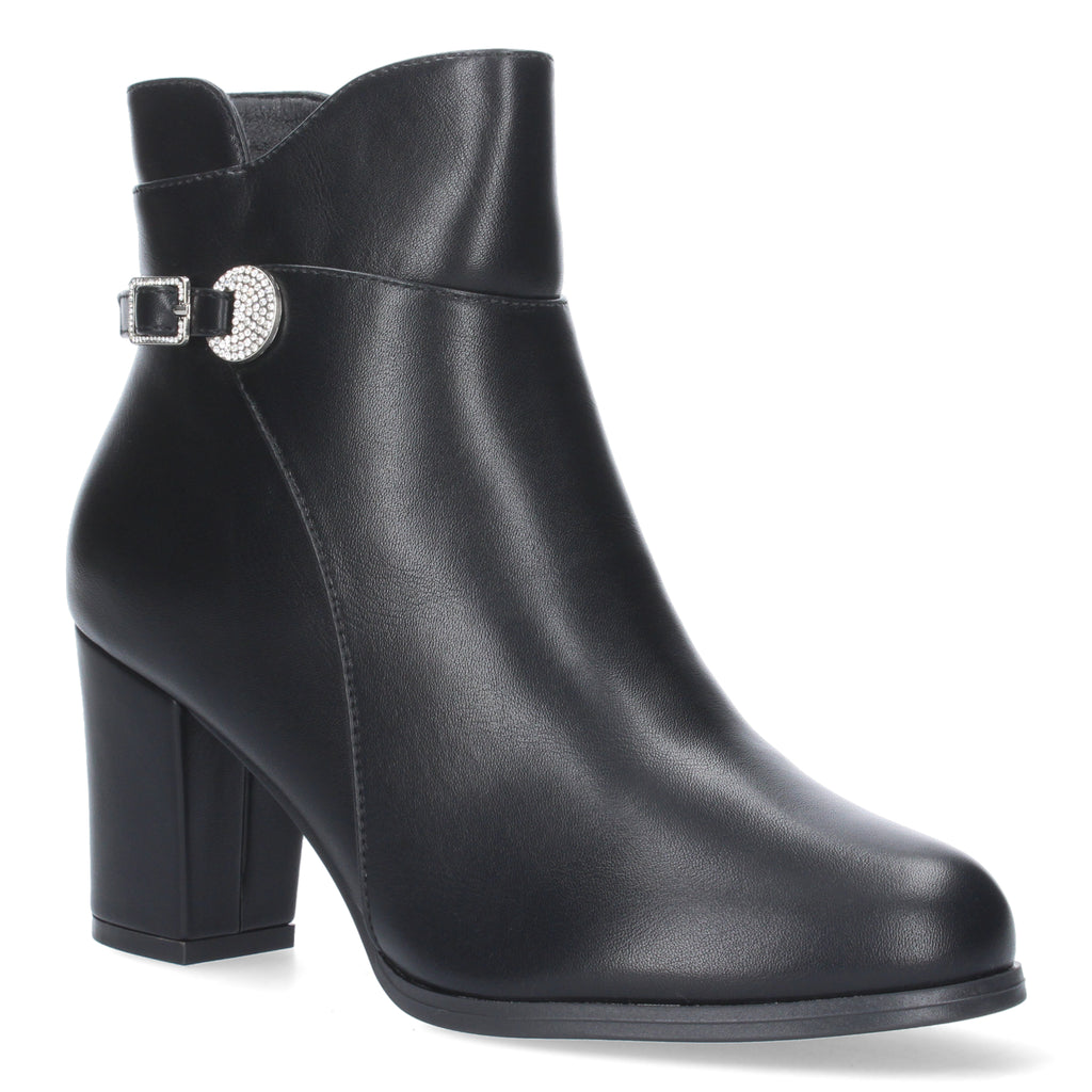 Botines negros con detalle tachuela