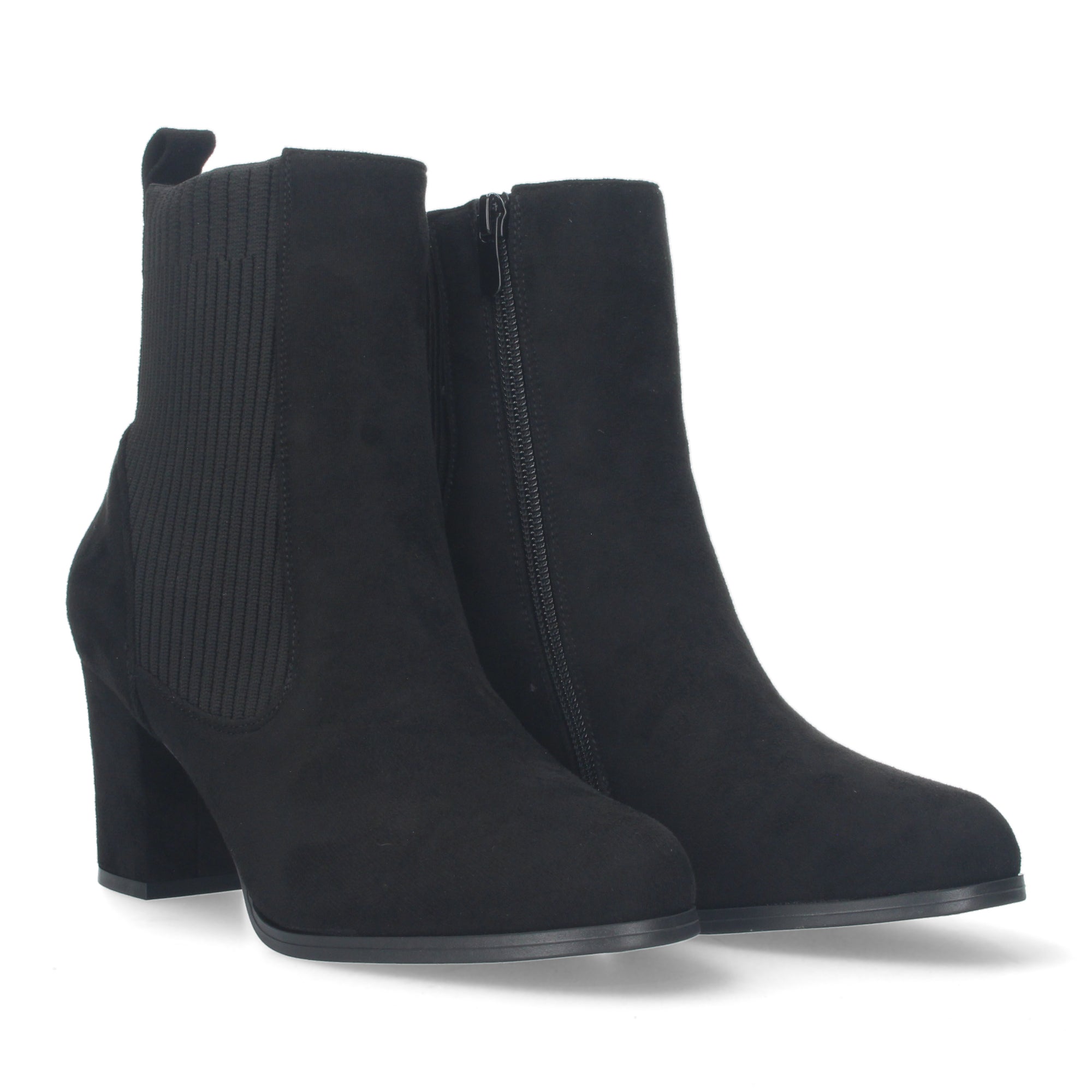 Botin negro atericopelado con cremallera
