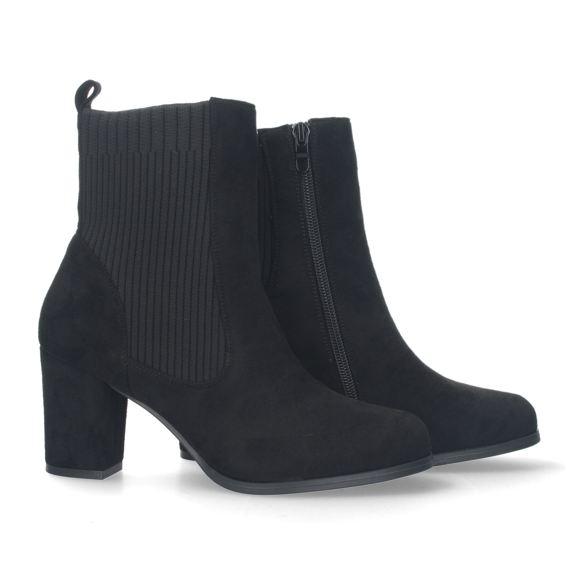 Botin negro atericopelado con cremallera