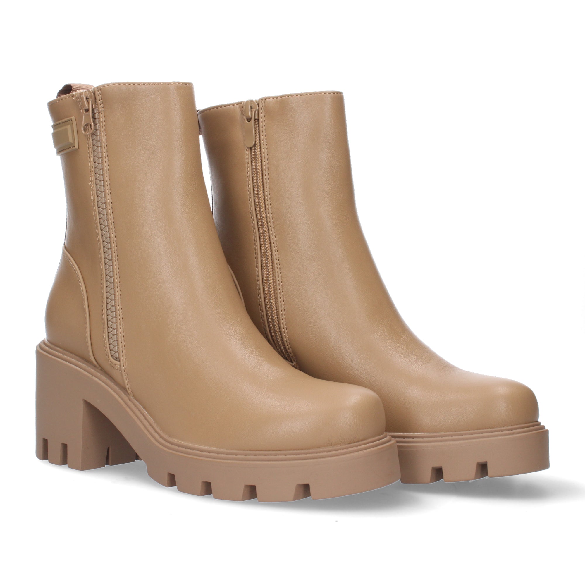 Botines camel con cierre cremallera