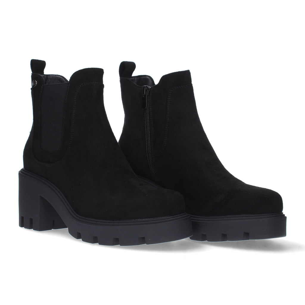 Botines negros estampado liso