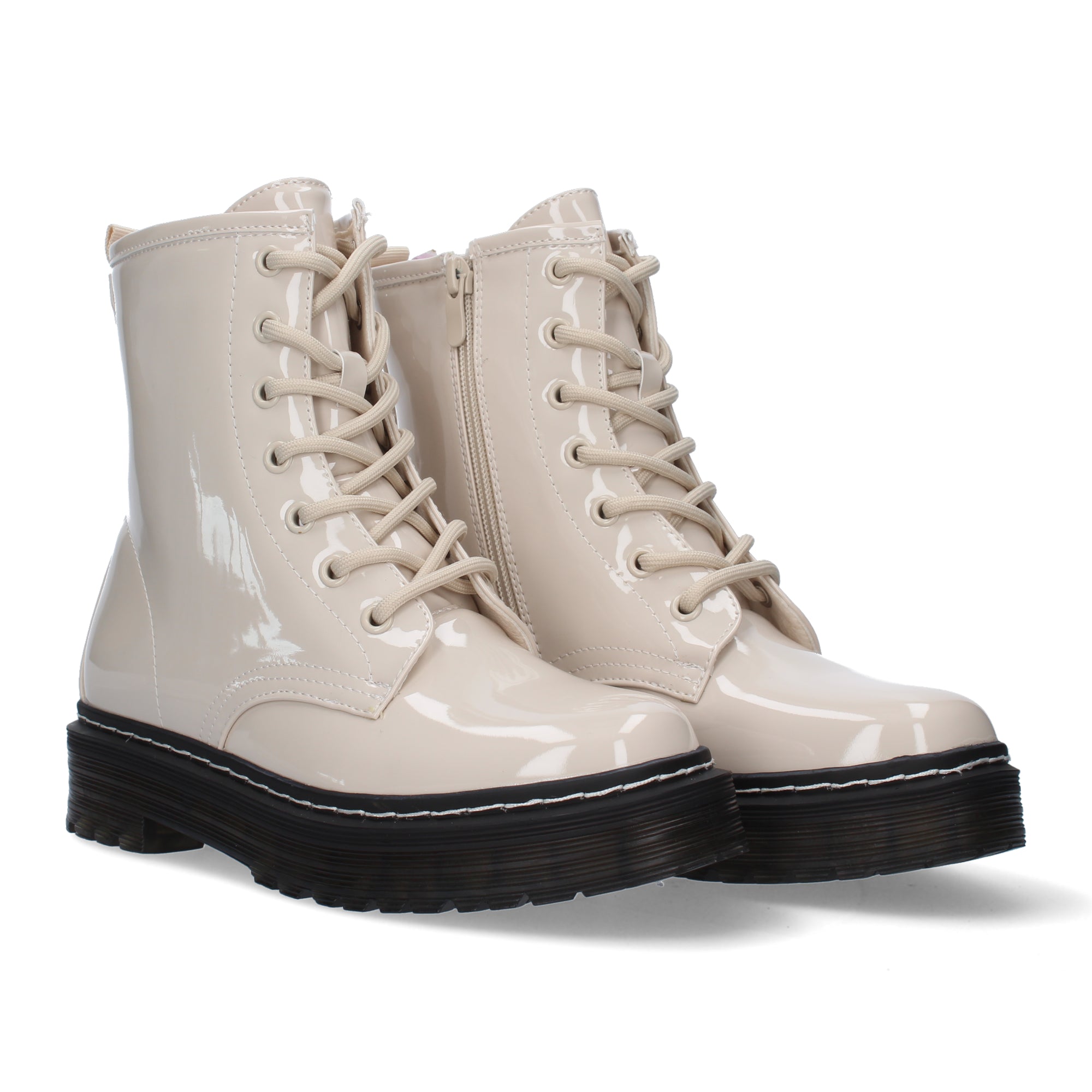 Botines beige charol