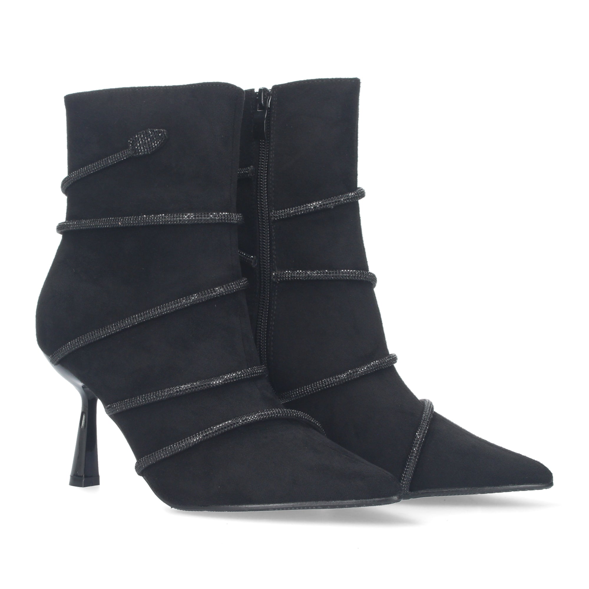 Botines negros con terciopelo tacón fino