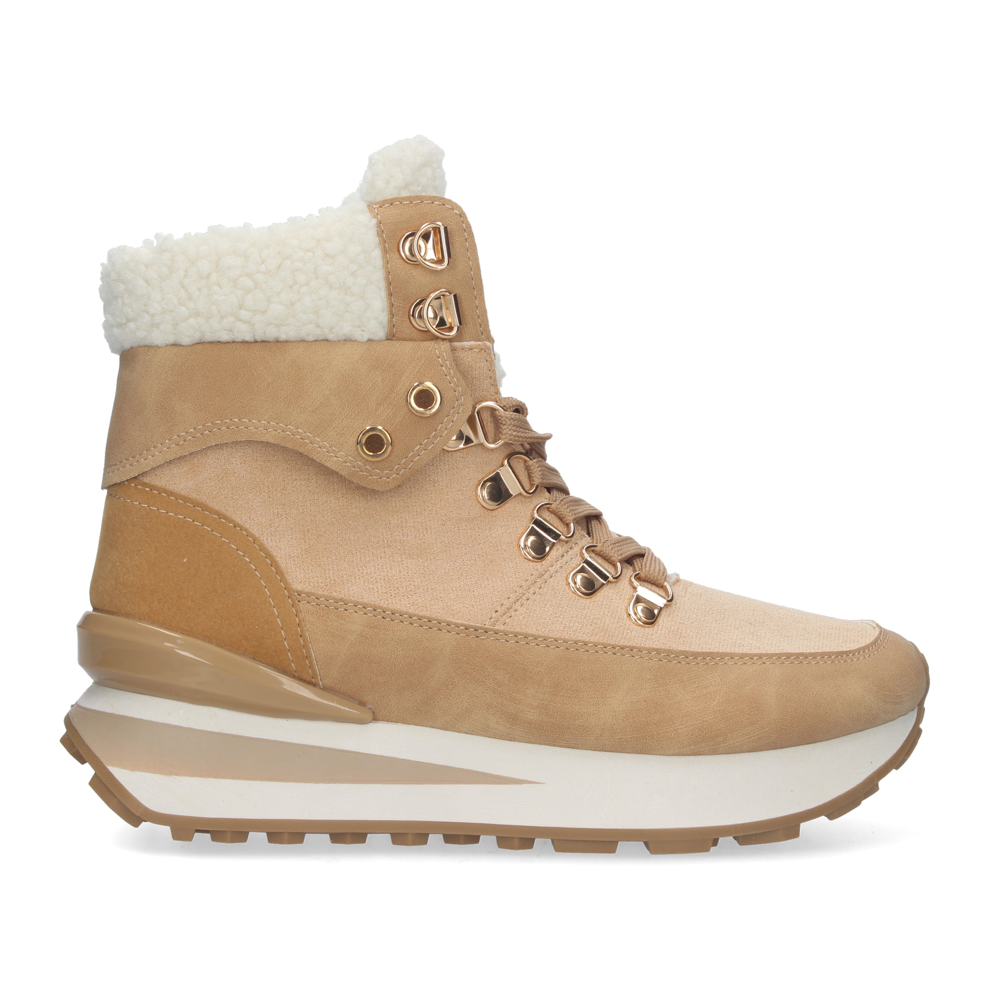 Botines beige con terciopelo forrados en borreguillo