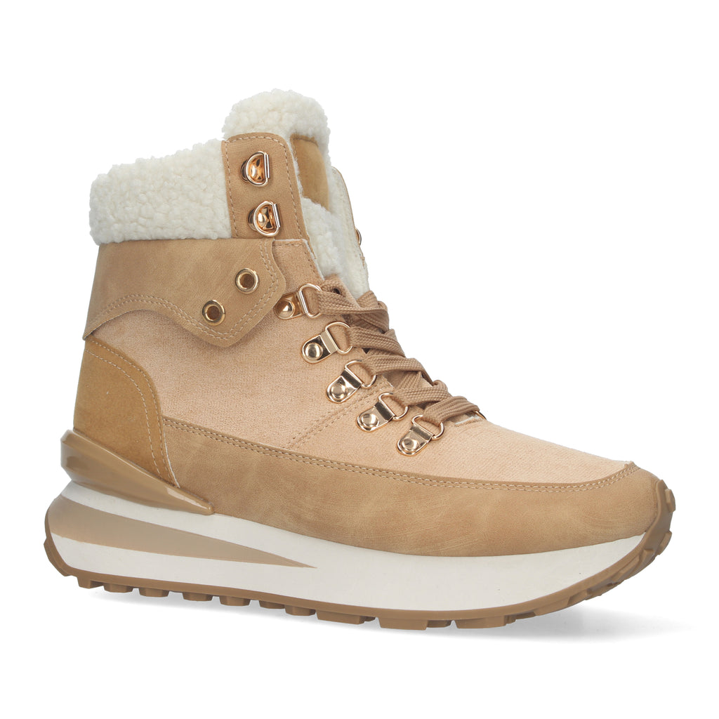 Botines beige con terciopelo forrados en borreguillo
